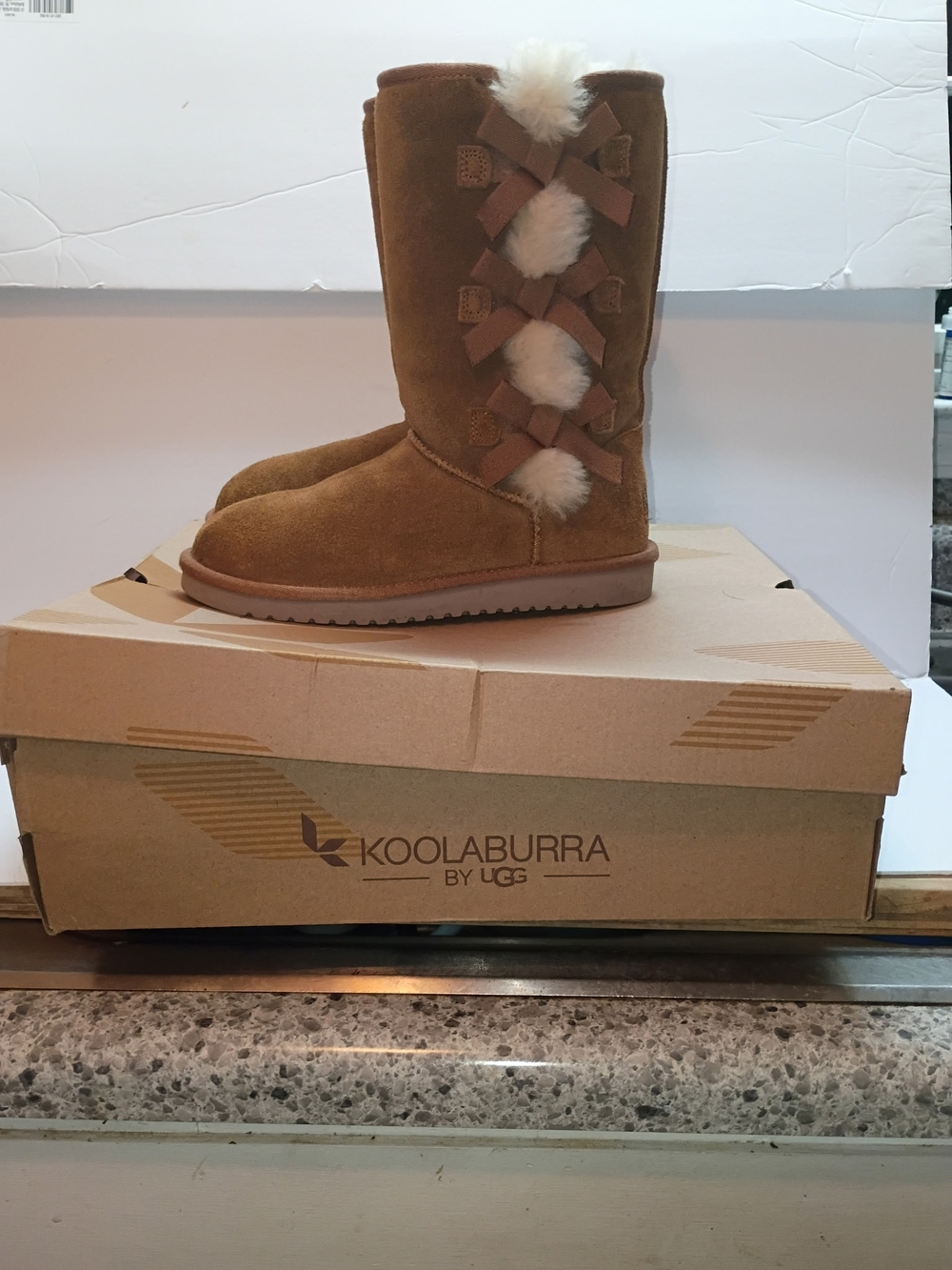 NEW Koolaburra By UGG Women's Size 7 Victoria Tall Suede Boots Chestnut W/Box